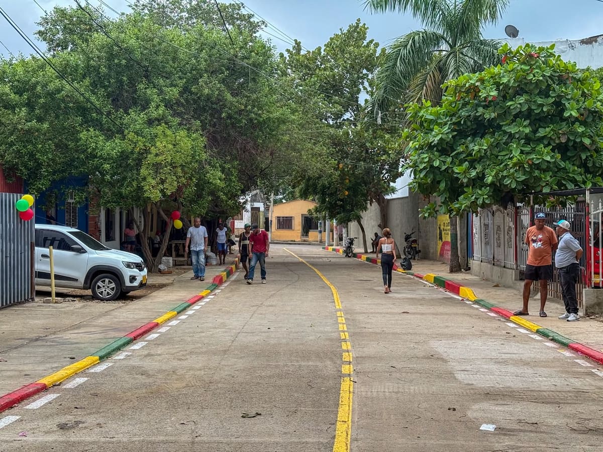 La calle “Bate de Tapita” en San Isidro fue entregada. // Foto: Cortesía - Alcaldía de Cartagena.