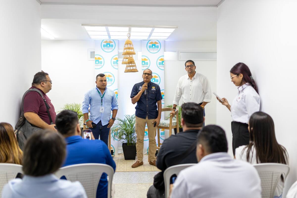 Abren puertas a nueva sala de rehabilitación física en San Juan Nepomuceno. // Foto: Cortesía.