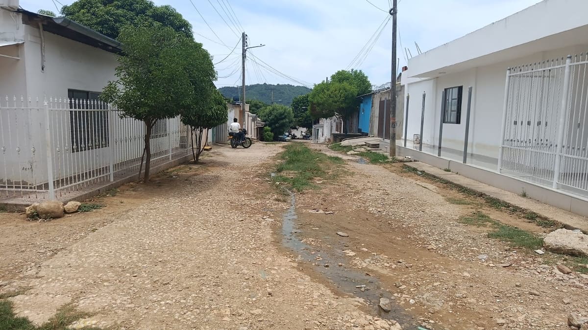 La inversión estimada para las obras viales de pavimentación en algunas calles de San Juan Nepomuceno y San Cristóbal, son de $8.604 millones. // Foto: Cortesía - Adrián Ferradánez.