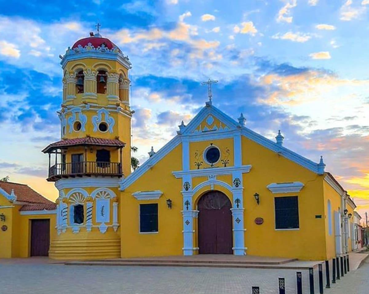 Iglesia Santa Barbara en Mompox // Joyas de la Villa. //Fotos tomadas de Internet -Procolombia.