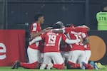 Copa Sudamericana: los duros rivales que tendrán Santa Fe y DIM en playoffs