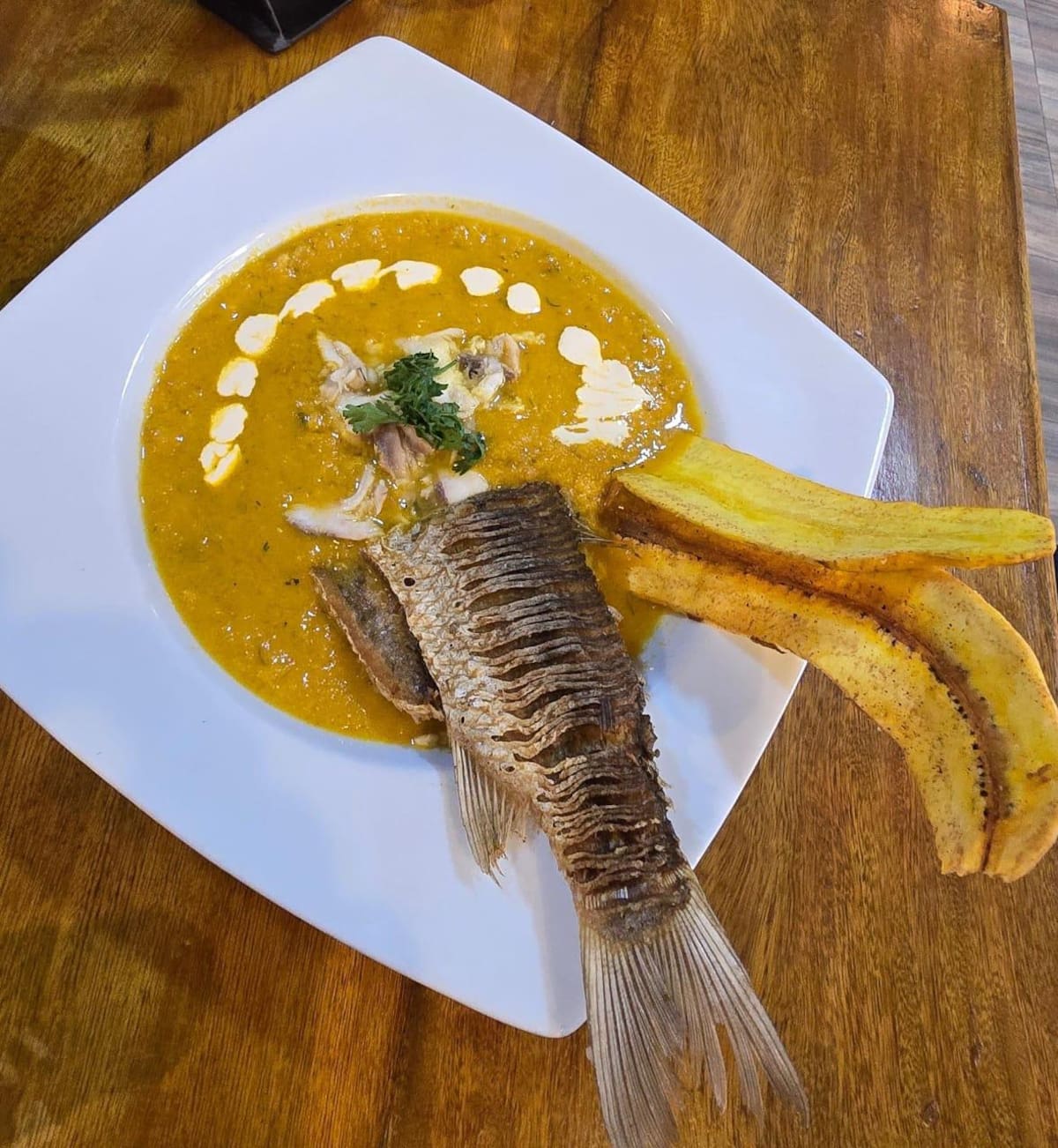 Platos que podrá encontrar en 'Santo Pescao'. // Foto: cortesía