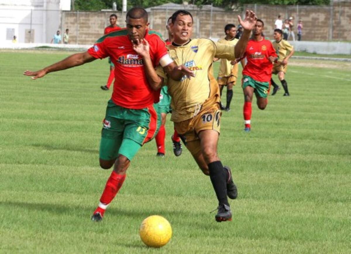 B.J. Sincelejo Fútbol Club ofendió constantemente el área de Barranquilla F.C., pero no fue preciso a la hora de definir. B.J. Sincelejo Fútbol Club ofendió constantemente el área de Barranquilla F.C., pero no fue preciso a la hora de definir.