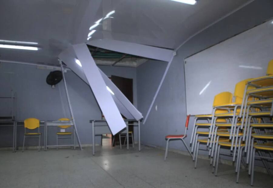 Denuncian colapso de techo en la Escuela Normal Superior de Cartagena