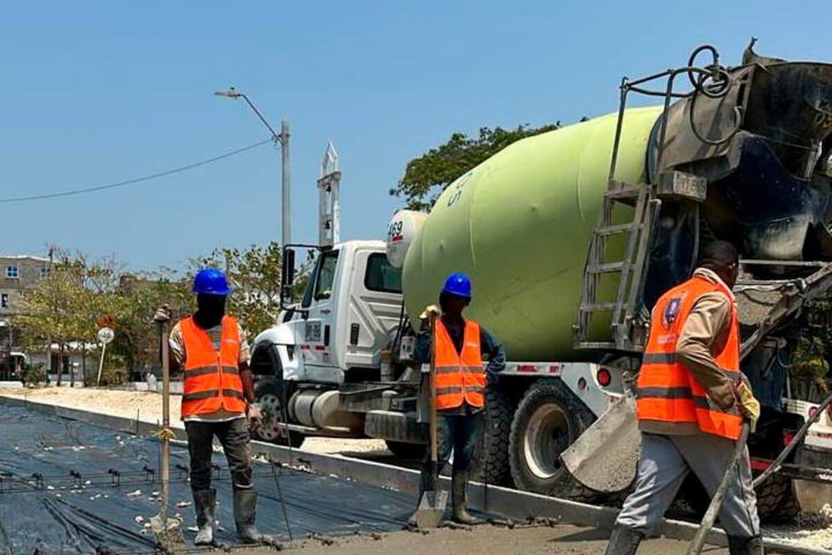 Se reanudan las obras en la Calle de la Lengua, en Los Calamares