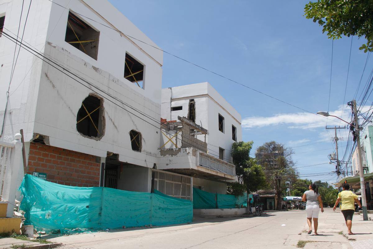 Por falta de pólizas, obras en cuatro centros de salud siguen estancadas