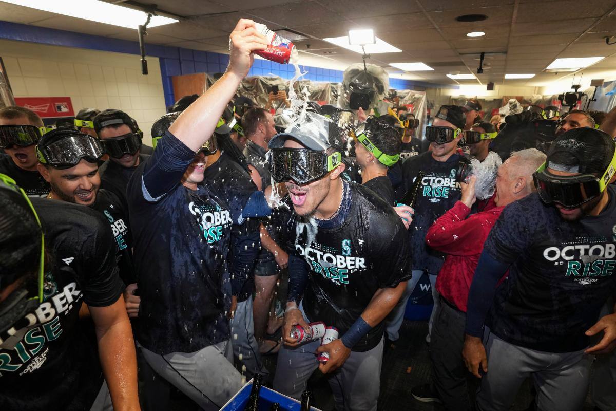 Marineros barren a Azulejos y se anclan en la Serie Divisional