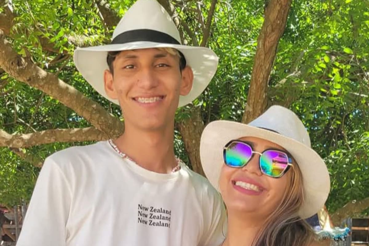 Madre clama por la liberación de su hijo detenido por el ICE en EE. UU.