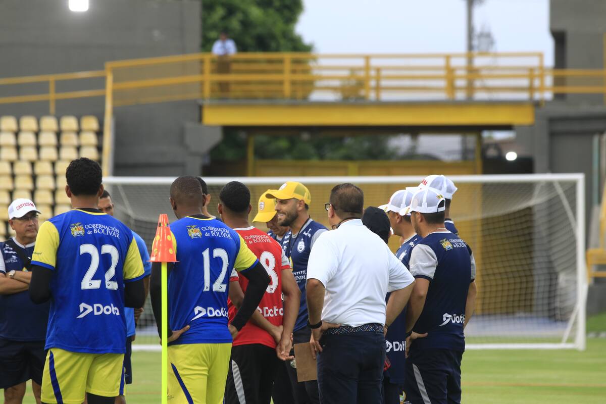 Encuesta: usuarios y lectores de El Universal opinan sobre Sebastián Viera