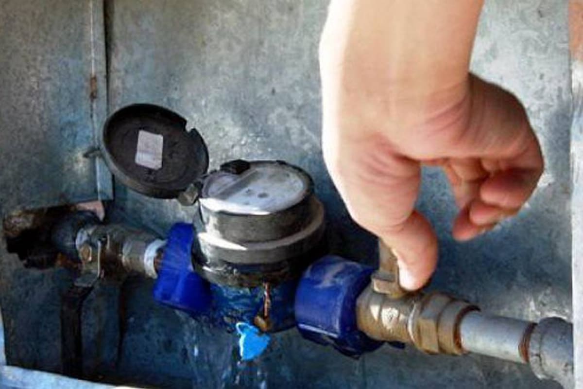 Aguas de Cartagena detecta conexiones ilegales en comercios y viviendas