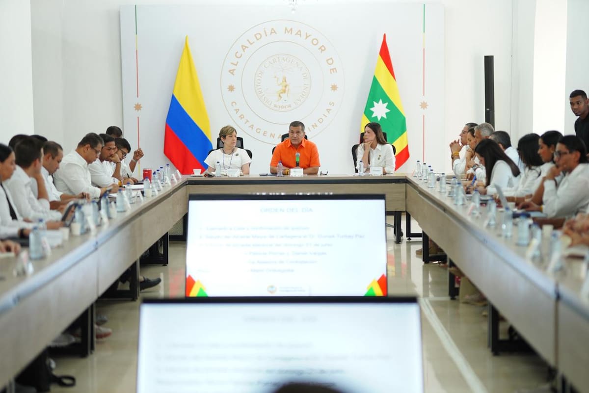 Dumek Turbay felicita a los colombianos por la participación contundente en las urnas. // Cortesía: Alcaldía de Cartagena.