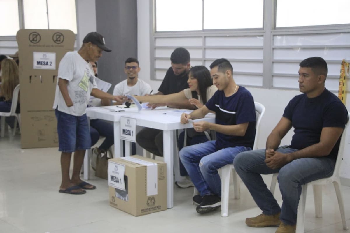 Jornada de segunda vuelta presidencial en Cartagena. // Foto: Julio Castaño