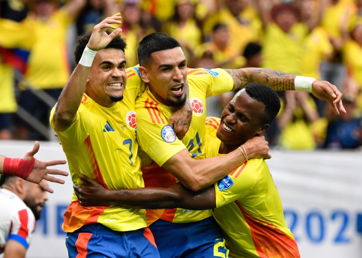 Jugadores de la Selección Colombia celebran un gol en Barranquilla. // COLPRENSA