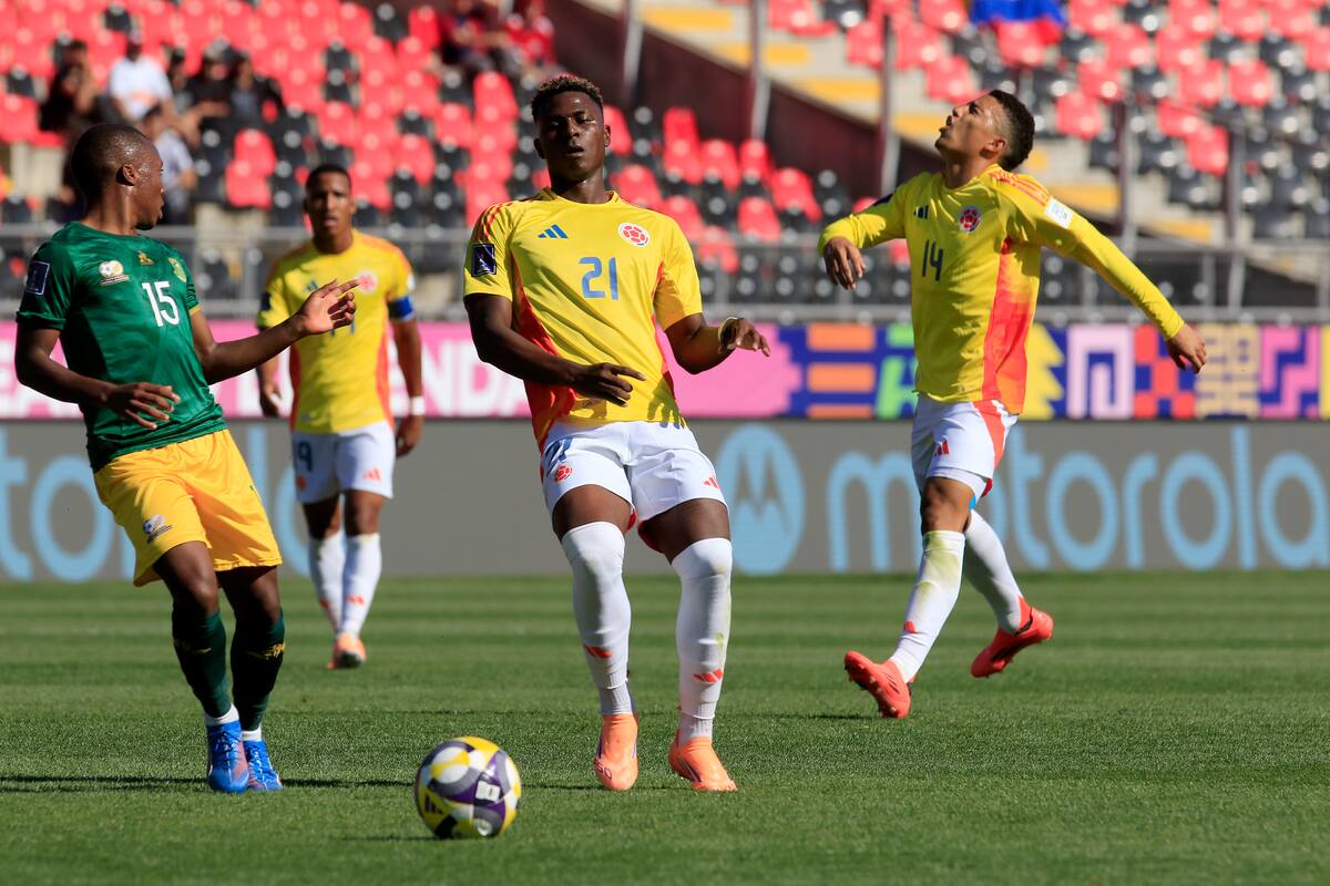 Colombia y Sudáfrica han disputado un partido parejo en los octavos de final del Mundial Sub-20. //Foto, EFE: Benjamín Hernández