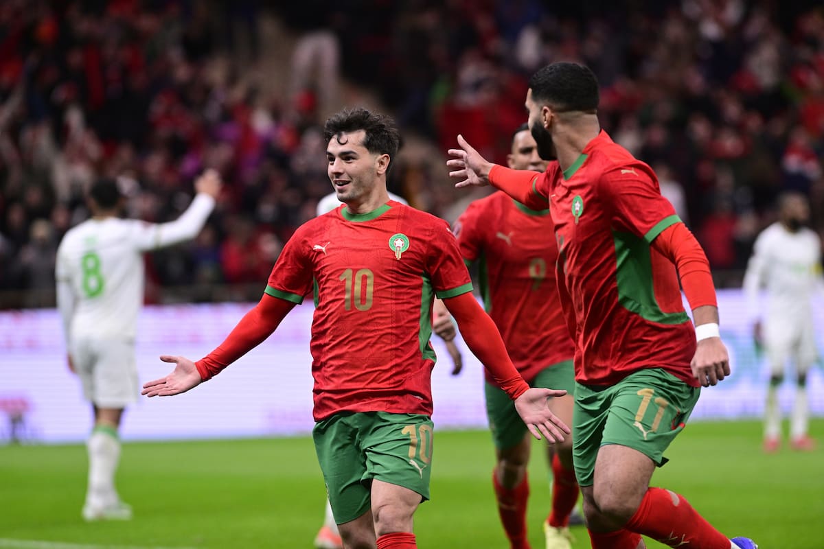El jugador del Marruecos Brahim Diaz (I) celebra un gol la pasada Copa África disputada en Marruecos. //Foto, EFE: JALAL MORCHIDI