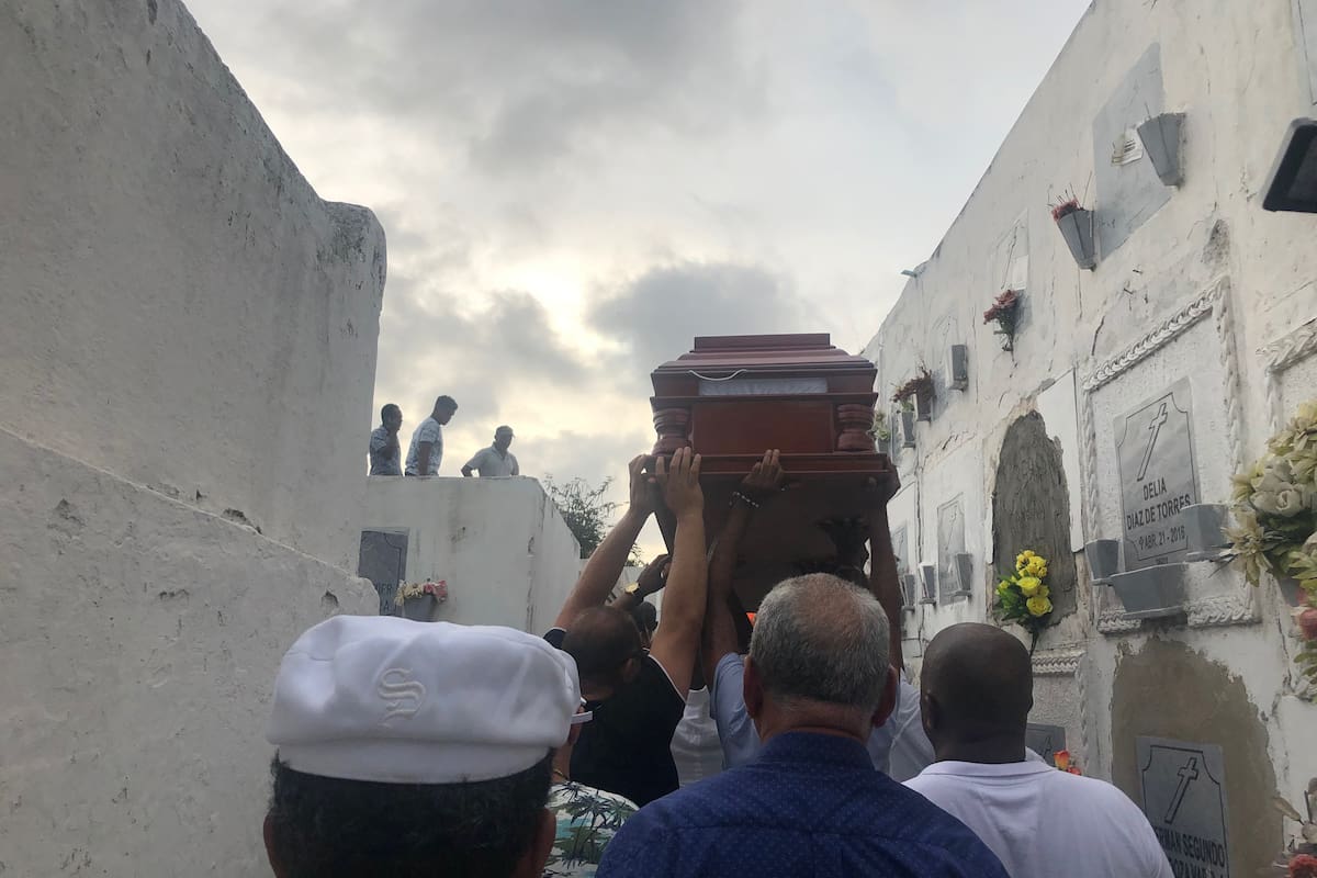 Luto en el fútbol colombiano: Fallece reconocido director técnico de nuestro país