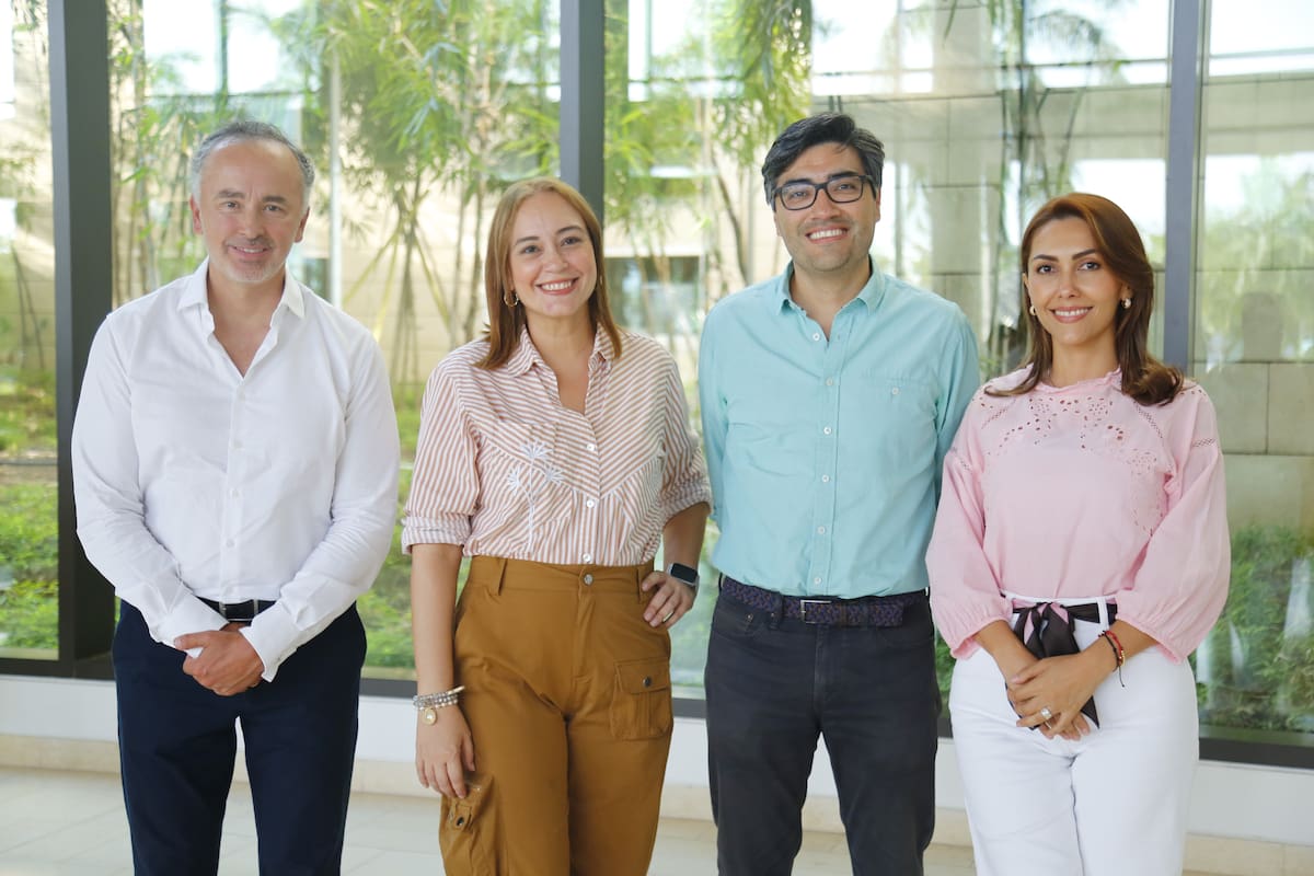 Roosevelt Fajardo, Rosa Amelia Caviedes, Sebastián Perico y Viviana Betancourt.