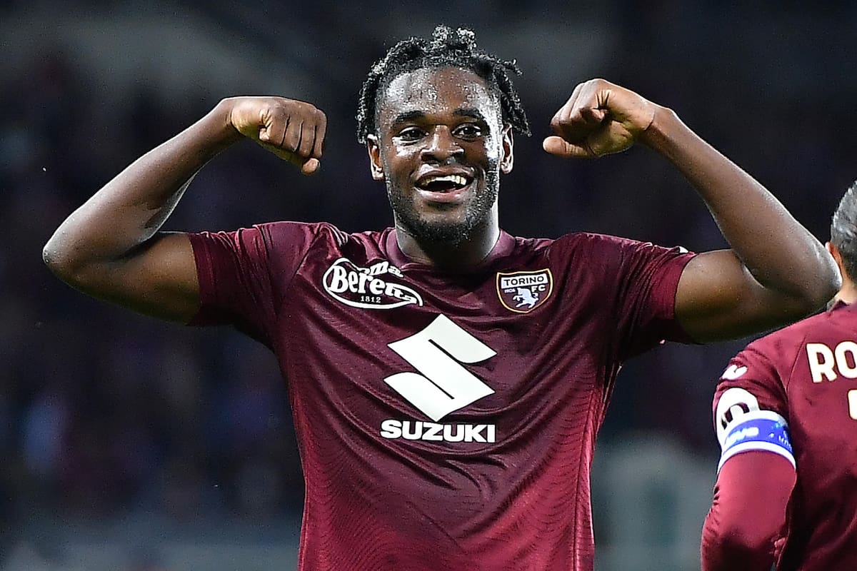 La decisión que tomó Duván Zapata en el Torino de Italia