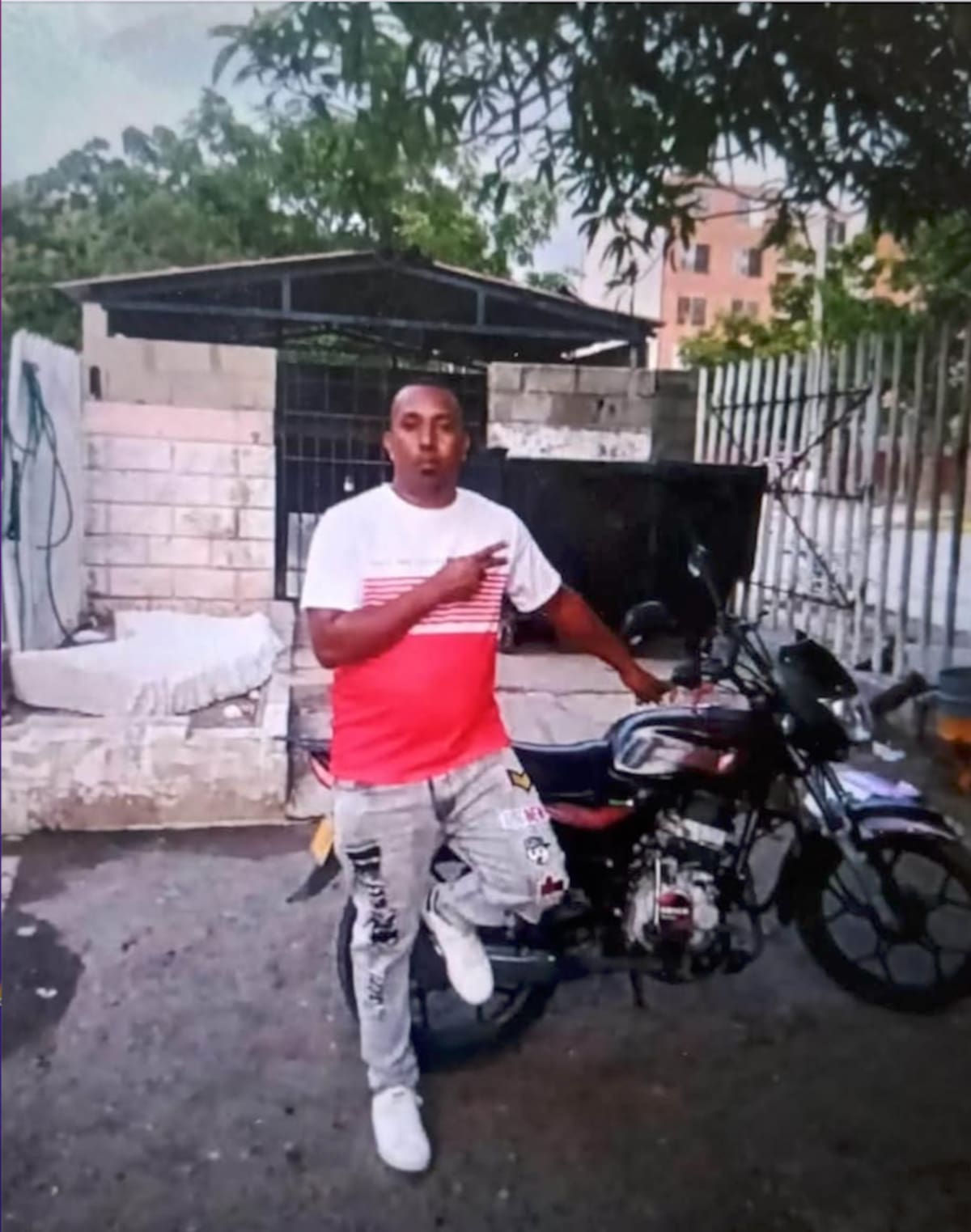 Este es Luis Alberto Rojas Fontalvo, quien fue asesinado la noche del sábado 4 de julio en el barrio Villa San Carlos de Barranquilla.//Cortesía Red de Cooperantes.