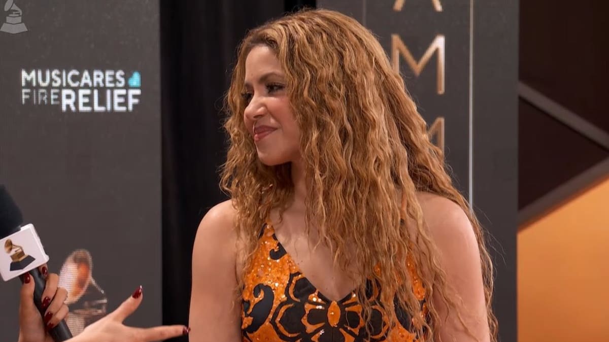 Shakira en la alfombra roja de los Grammy. //Foto: tomada de internet.
