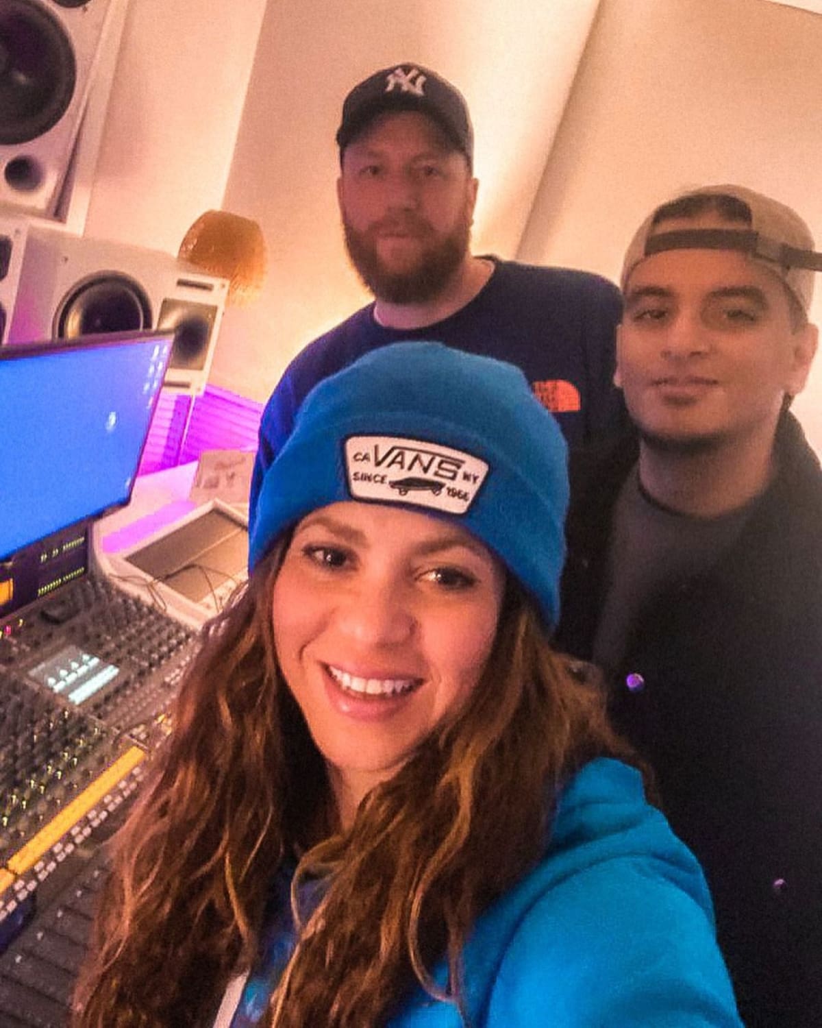 Shakira es apodada como la "reina del pop latino" por su alto nivel de ventas, versatilidad vocal, éxito e influencia. //Foto: IG @shakira