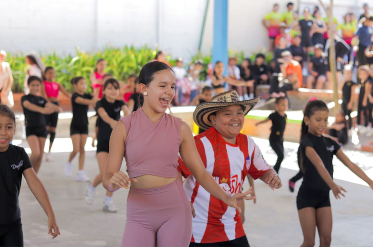 Sharon Acosta y Joshua Ortiz, los reyes infantiles del Carnaval de Barranquilla 2026.//Cortesía Carnaval de Barranquilla.