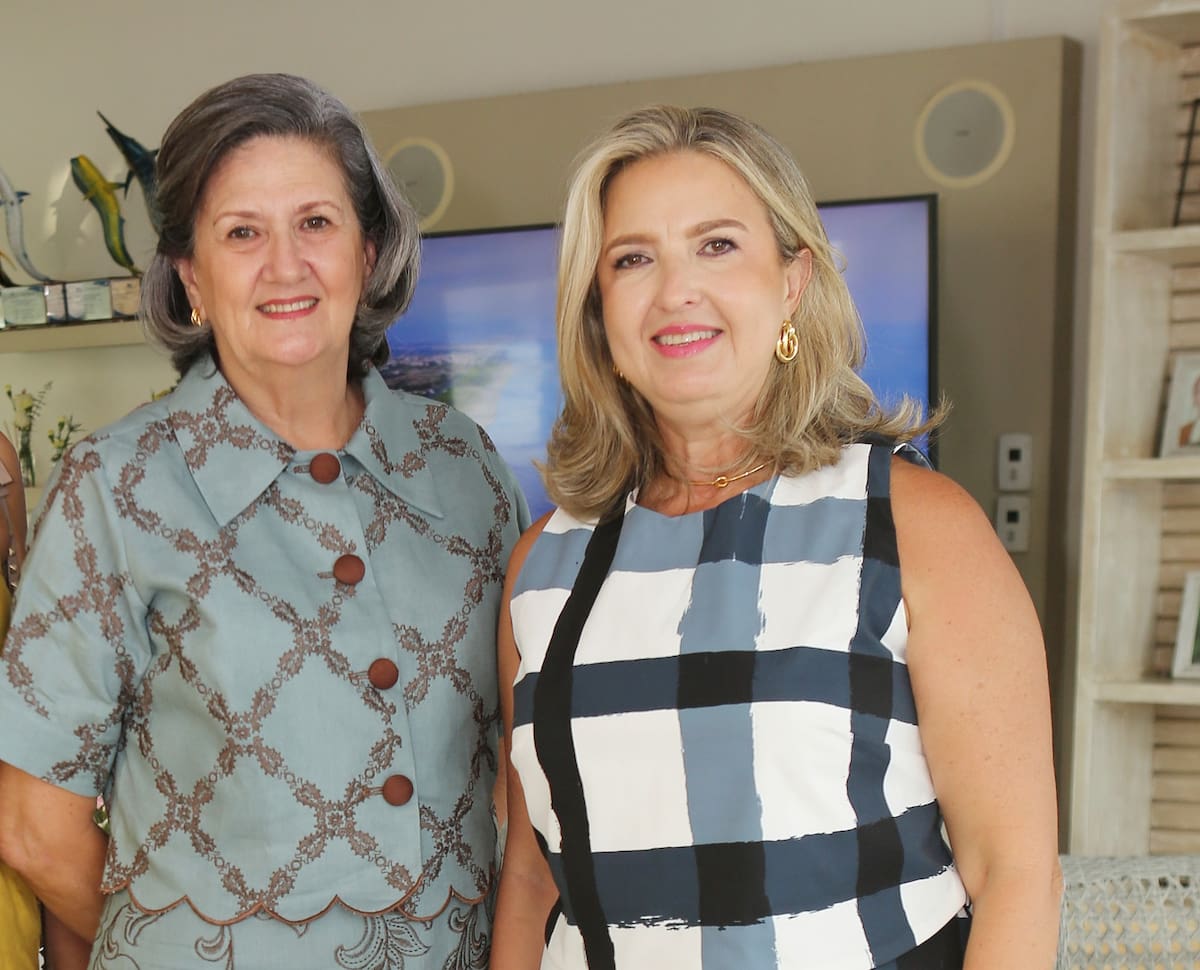 Patricia Mejía y Ana María Sierra.