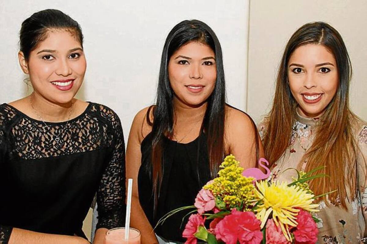 Diana Salvador, Patricia Salvador y Hania Bárcenas. MARUJA PARRA - EL UNIVERSAL