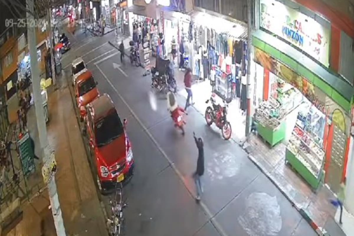 Cámara grabó momento en que sicario mató a motociclista en mercado