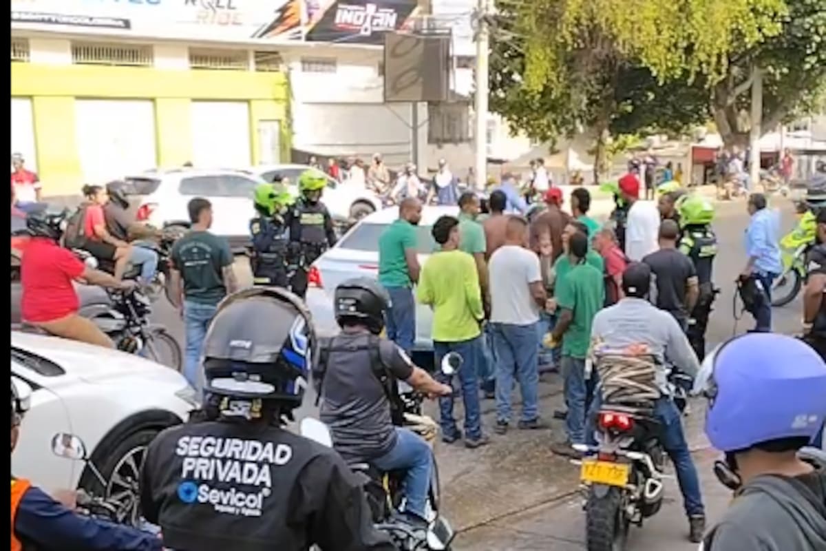 Video: sicarios en moto atacaron a bala a un hombre en plena Avenida Crisanto Luque