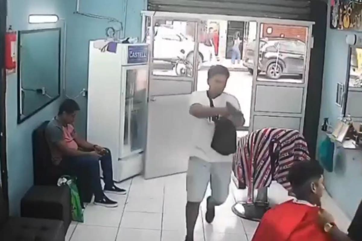 Video: Barbero se salva de milagro tras fallido ataque de sicario