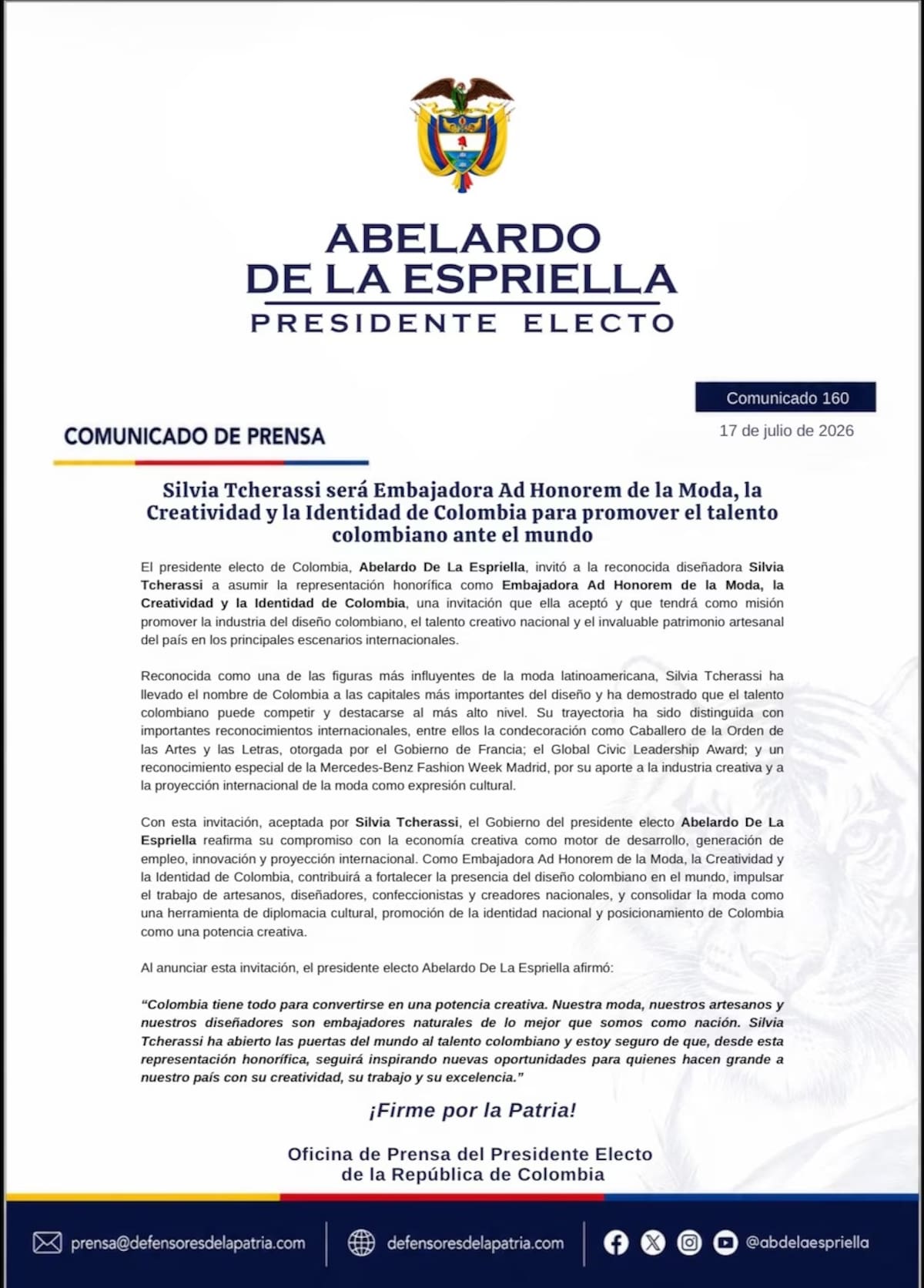 Abelardo de la Espriella designó a Silvia Tcherassi como embajadora ‘ad honorem’ de la Moda, la Creatividad y la Identidad de Colombia. //Foto: cortesía Defensores de la Patria.