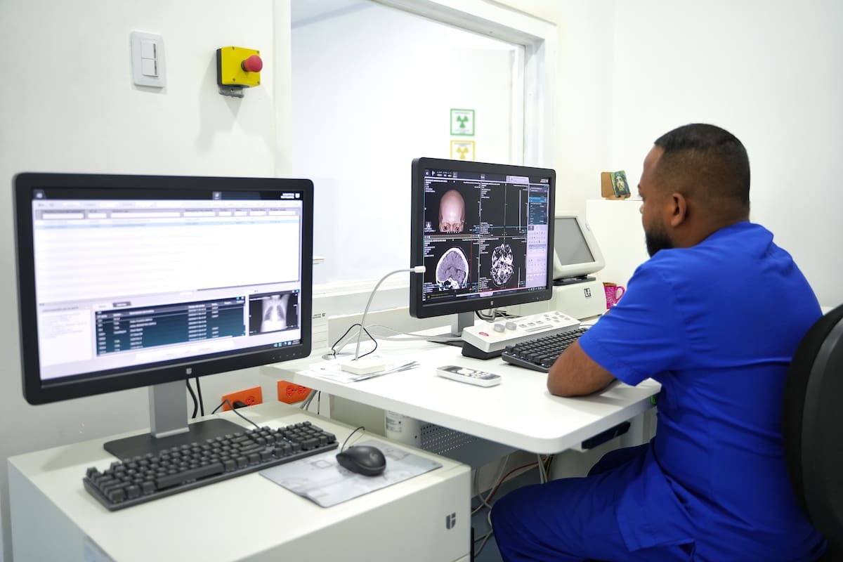 La instalación tuvo lugar en las instalaciones de la E.S.E. Hospital San Antonio de Padua. // Foto: Cortesía - Gobernación de Bolívar.