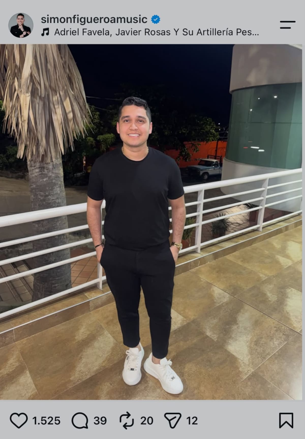 Simón Figueroa, cantante vallenato que sufrió un accidente de tránsito en La Guajira.