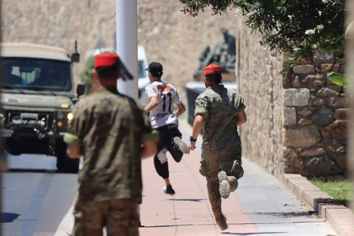 España asegura que han vuelto 70.000 de las 72.000 personas que llegaron a Ceuta