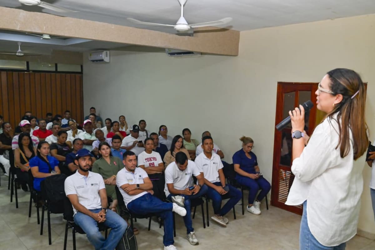 Pivijay conoció avances de los proyectos viales y del Centro de Vida para el Adulto Mayor