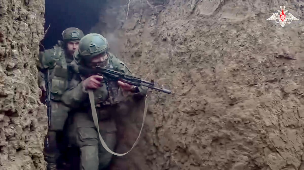Soldados rusos en el frente de guerra. //AP