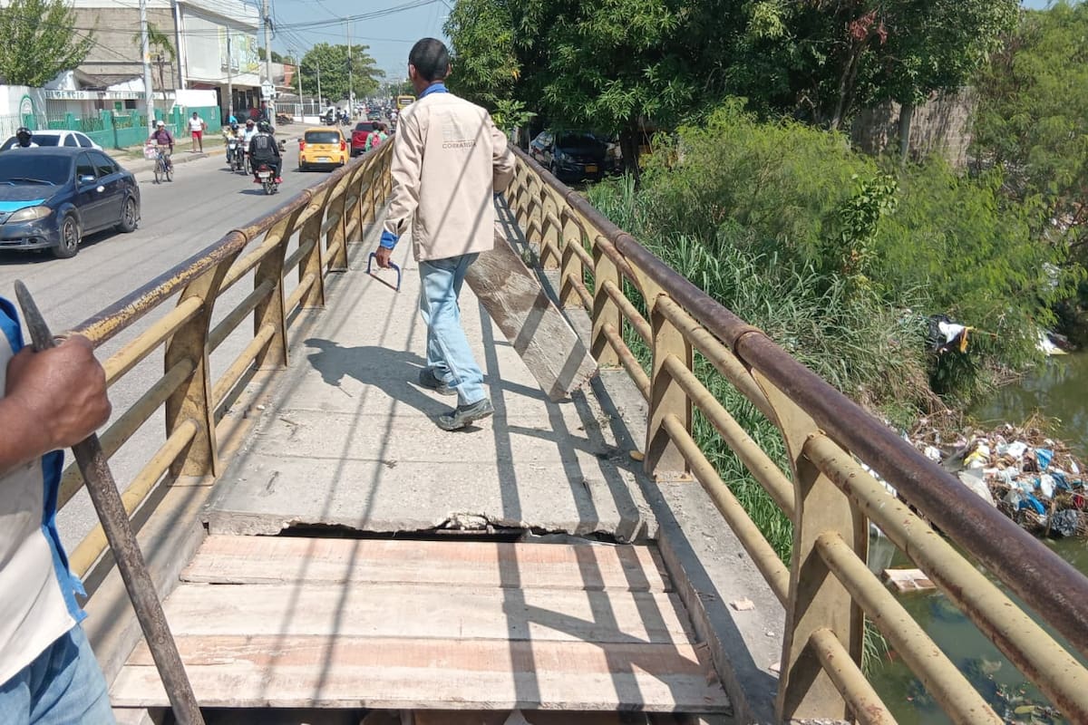 Comunidad alerta por deterioro de puente en Olaya Herrera