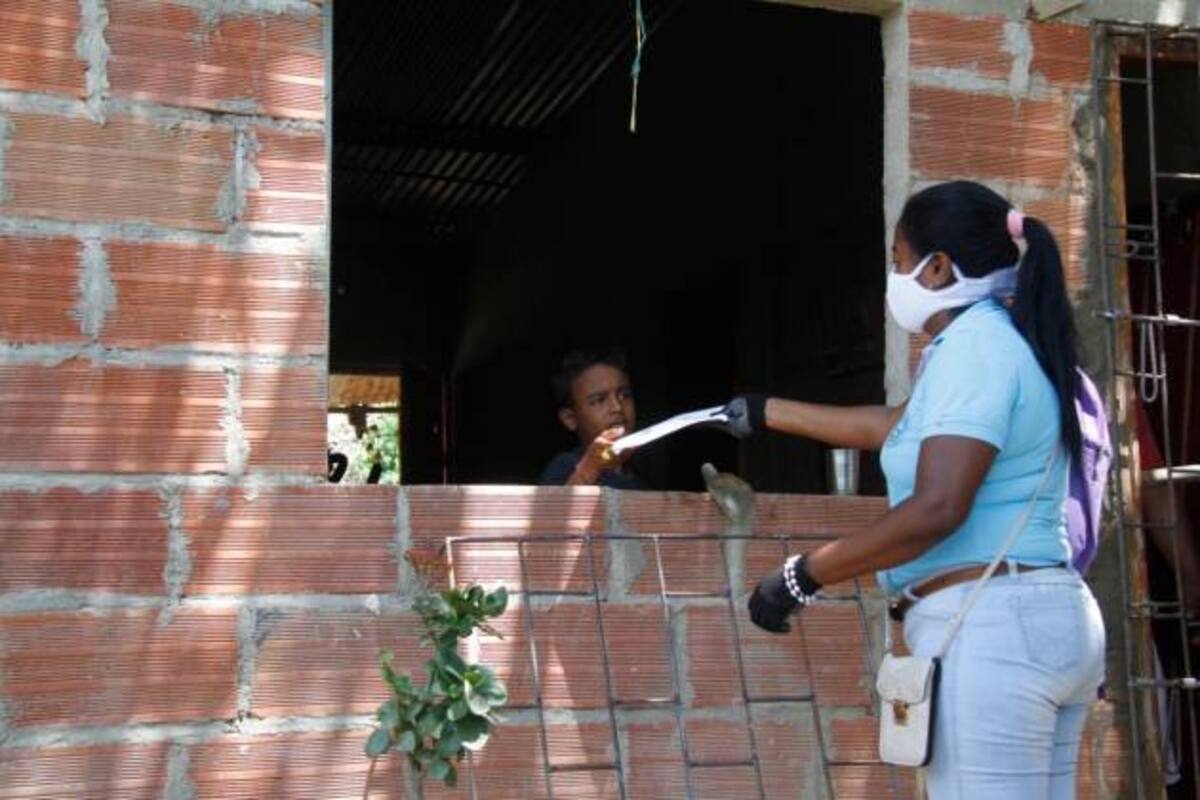 Son 70 niños entre preescolar y quinto de primaria los que tiene la seño Mabe.