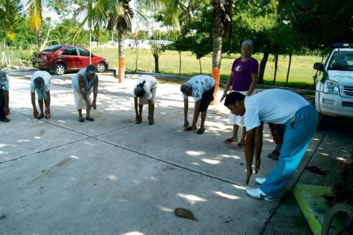Con actividades recreativas se impulsa la sana recreación para los integrantes de la tercera edad en Cereté.
