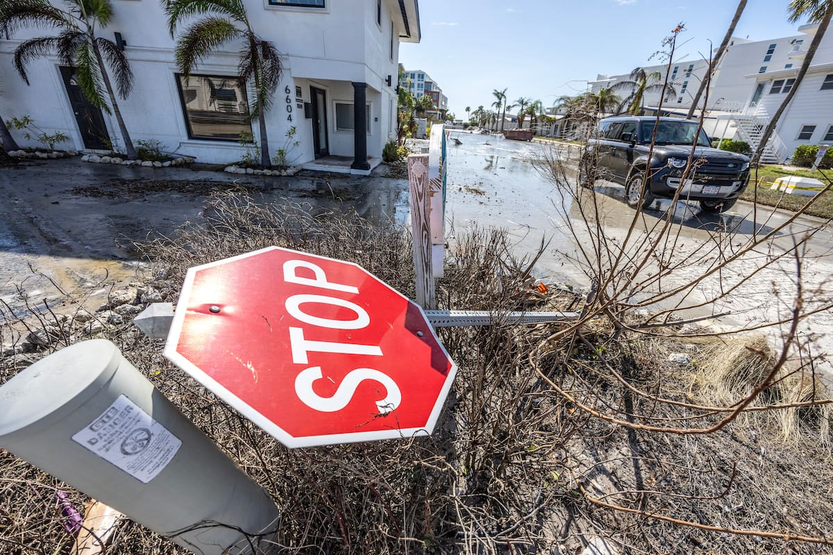 Sube el número de muertos tras paso del huracán Milton en Florida