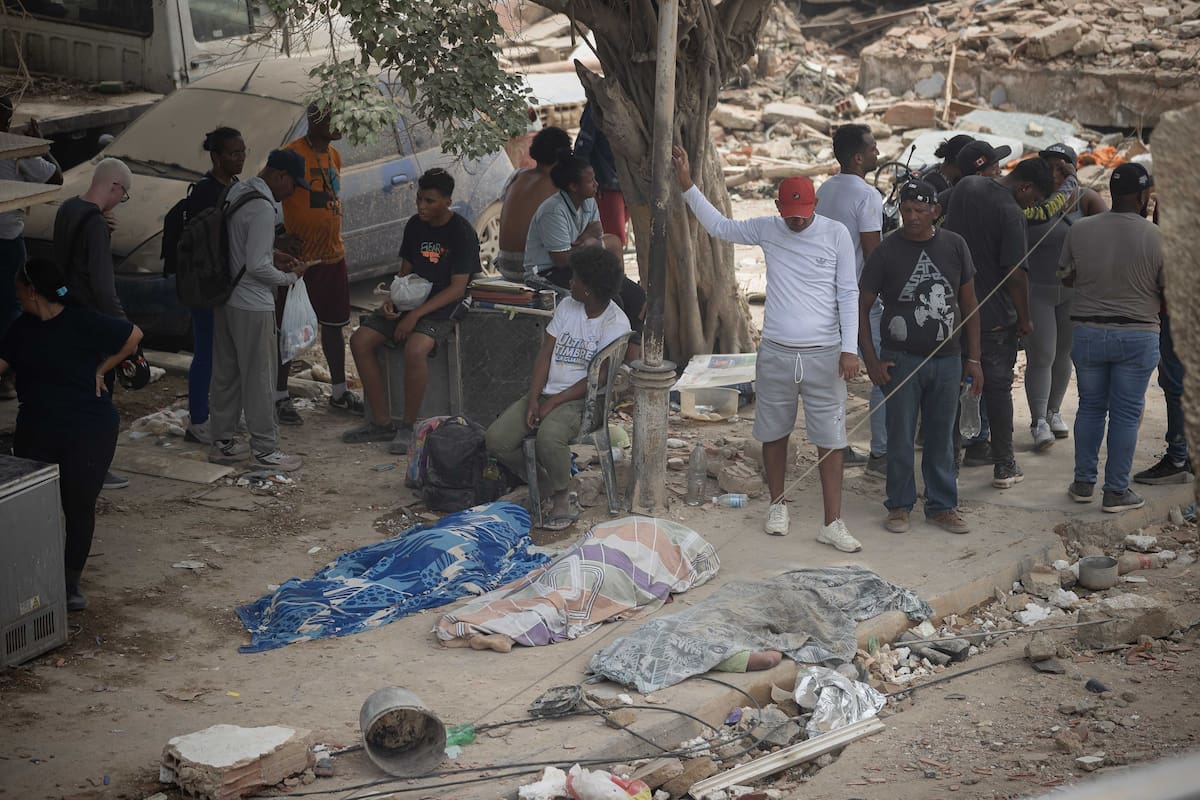 Sube a 235 la cifra de muertos por los terremotos en Venezuela. // Foto: EFE/ Ronald Peña R.