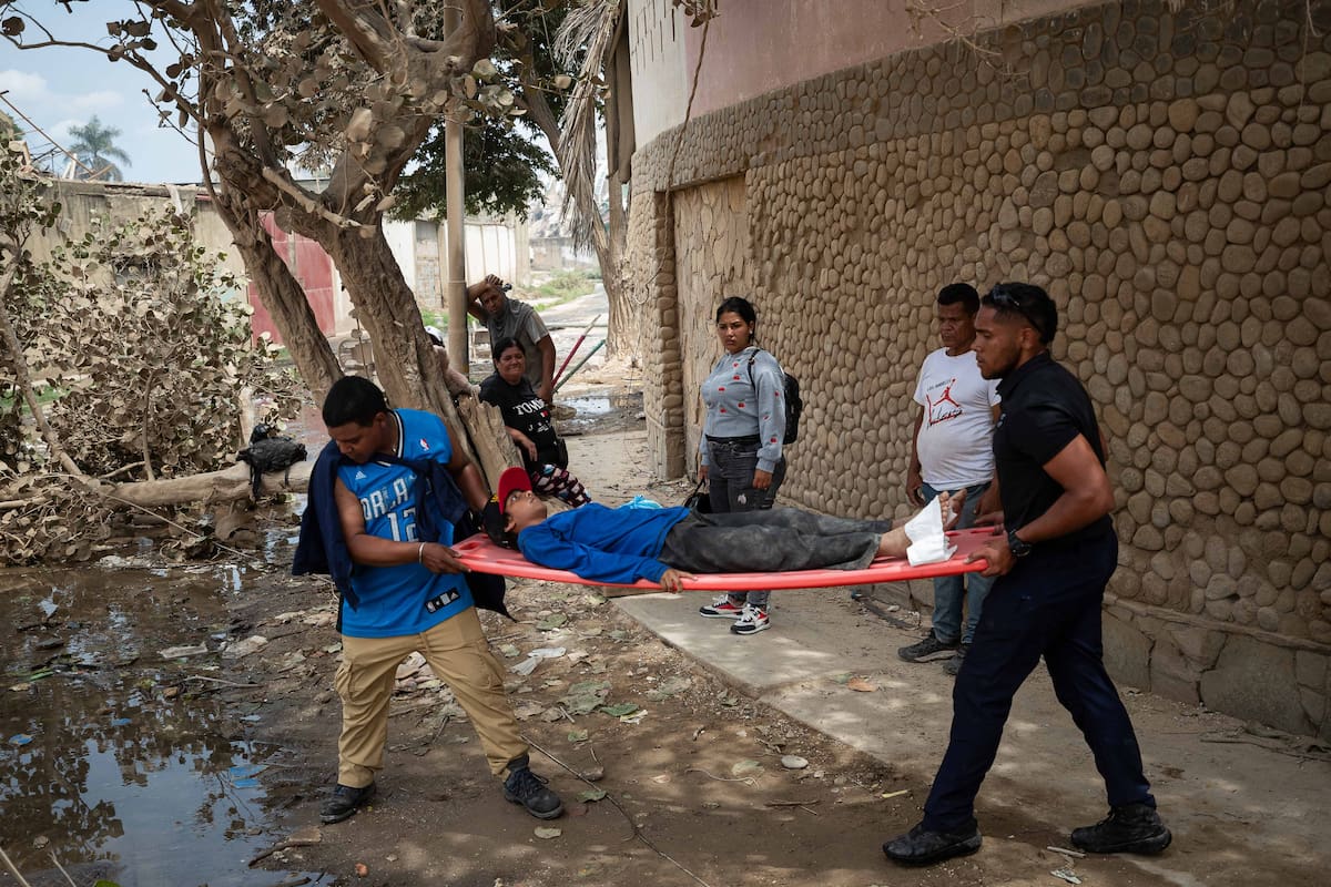 Sube a 235 la cifra de muertos por los terremotos en Venezuela. // Foto: EFE/ Ronald Peña R.