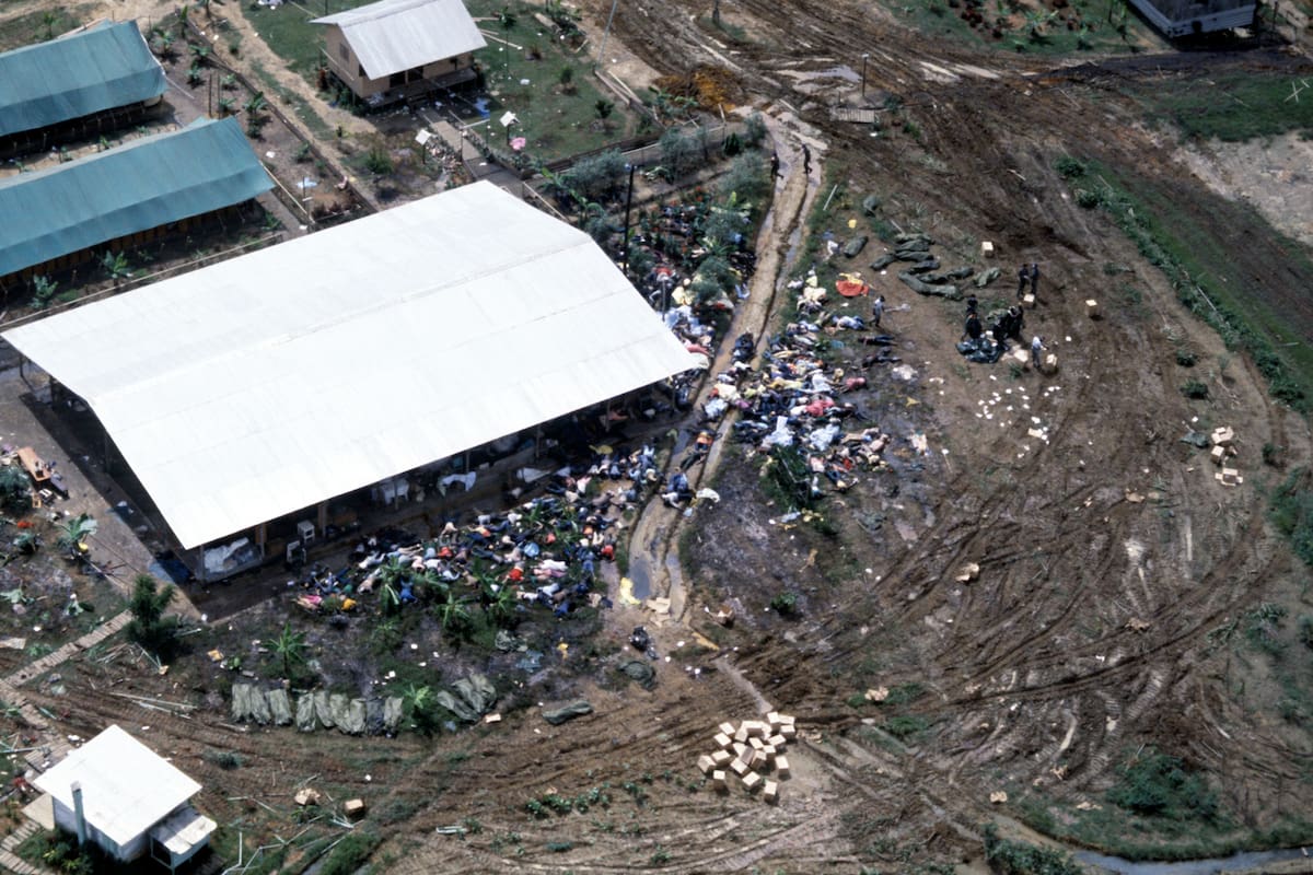 Suicidio Colectivo en Jonestown. //Tomada de Internet