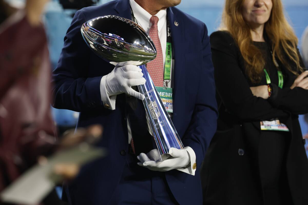 Seattle Seahawks levantó su segundo Super Bowl en la historia. //Foto, EFE: JOHN G. MABANGLO