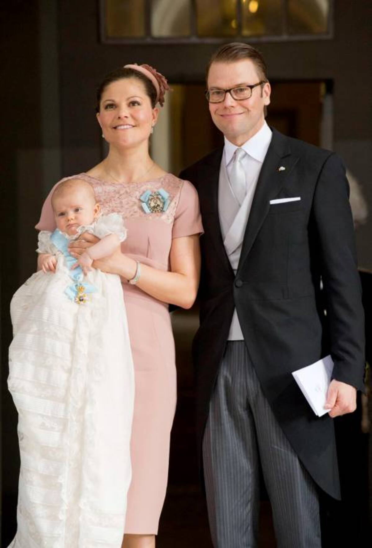 La princesa Victoria y el príncipe Daniel con su hija Estelle. AFP