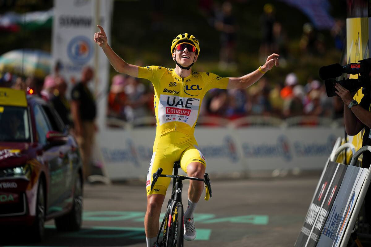 Tadej Pogacar, gran vencedor de la etapa 15 en el Tour de Francia