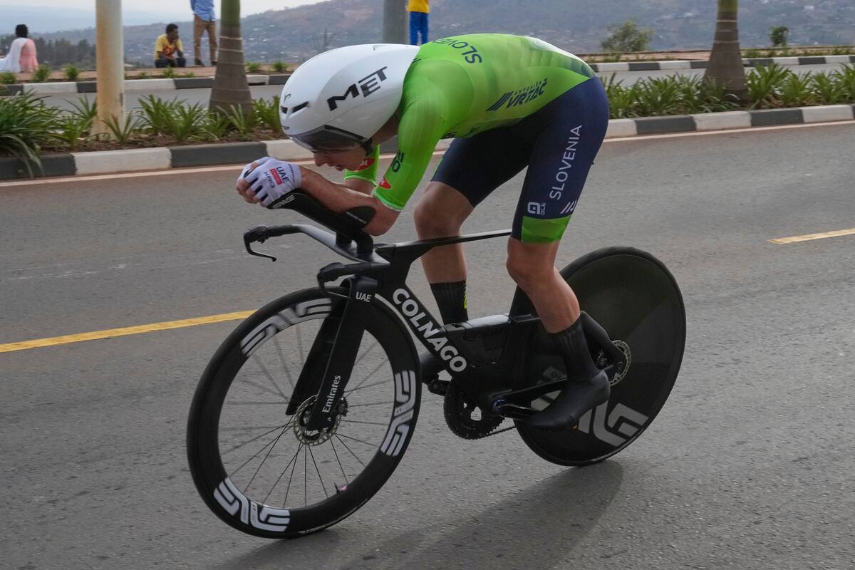 Tadej Pogacar competirá en el Mundial de Ciclismo de Ruta. //Foto, AP: Jerome Delay