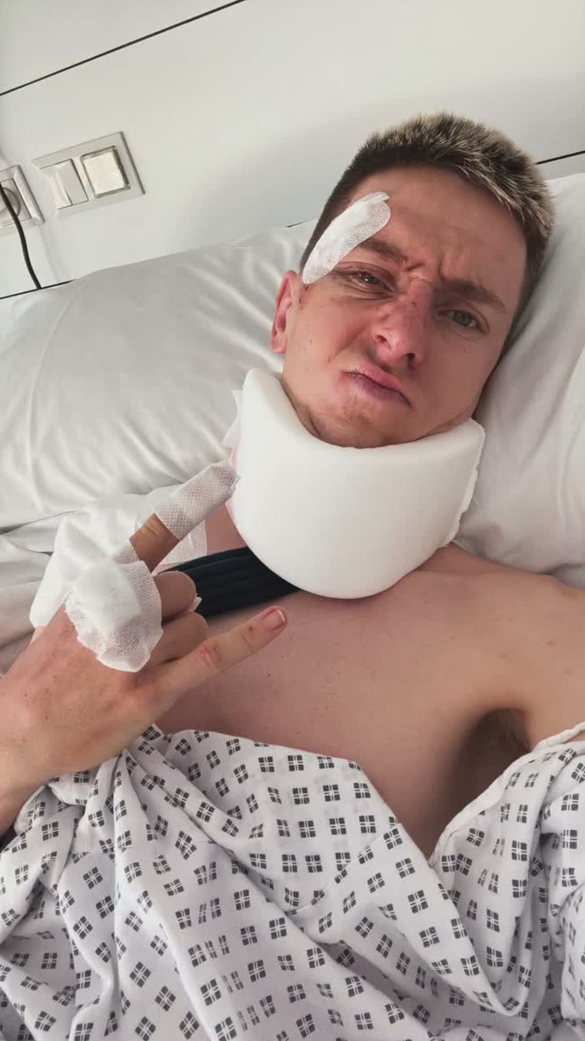 El UAE Team Emirates-XRG confirmó que el ciclista no presenta otras lesiones graves ni secuelas neurológicas. /FOTO: Instagram Tadej Pogačar