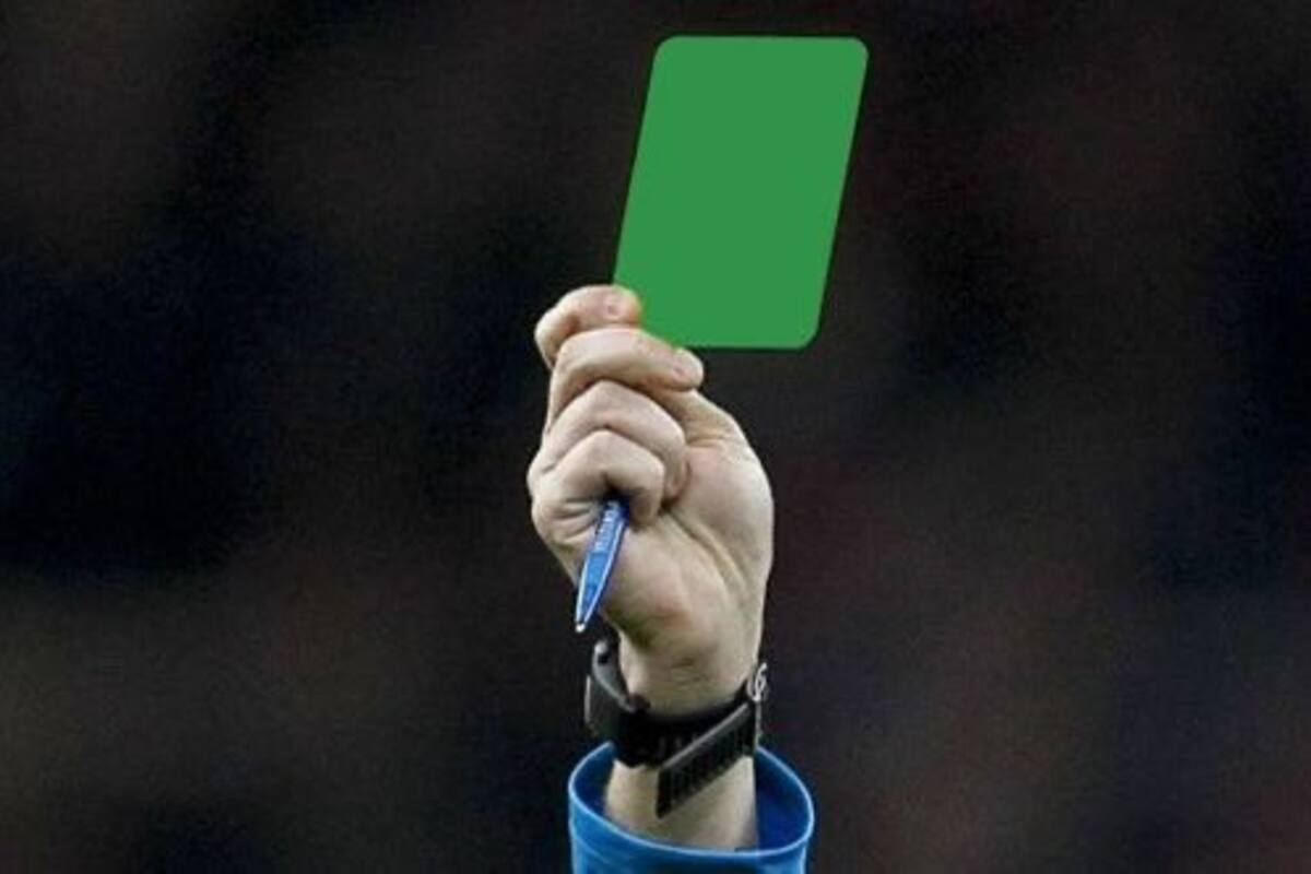 Reglamento: así funciona la tarjeta verde en el fútbol